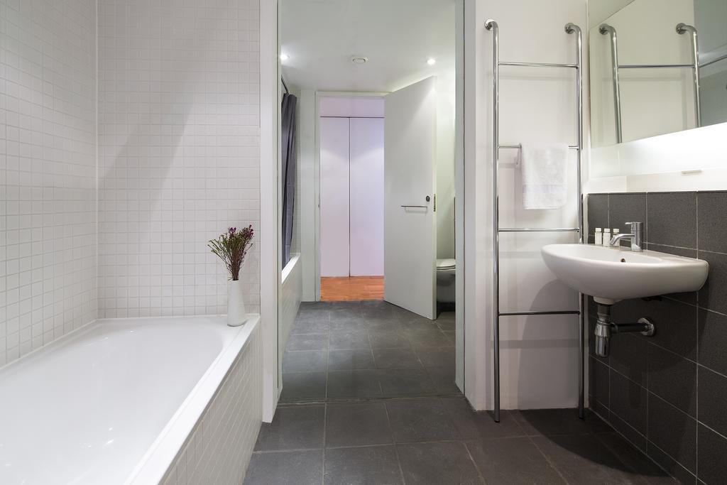 Kensington One Apartment London Bilik gambar